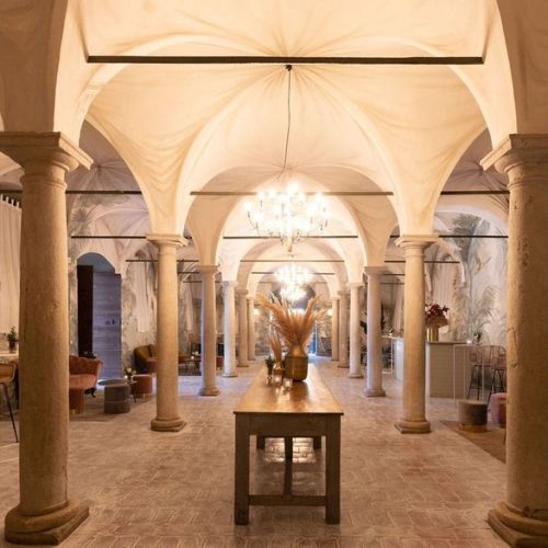 Colonne Gambara Location Business